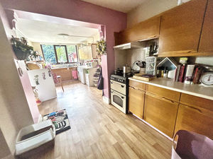 Photo 11- click for photo gallery